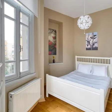 Lejlighed Cool Bright 2bd Cozy - Balconysea View! #261 *